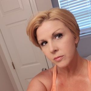 Meet your Posher, Brandi